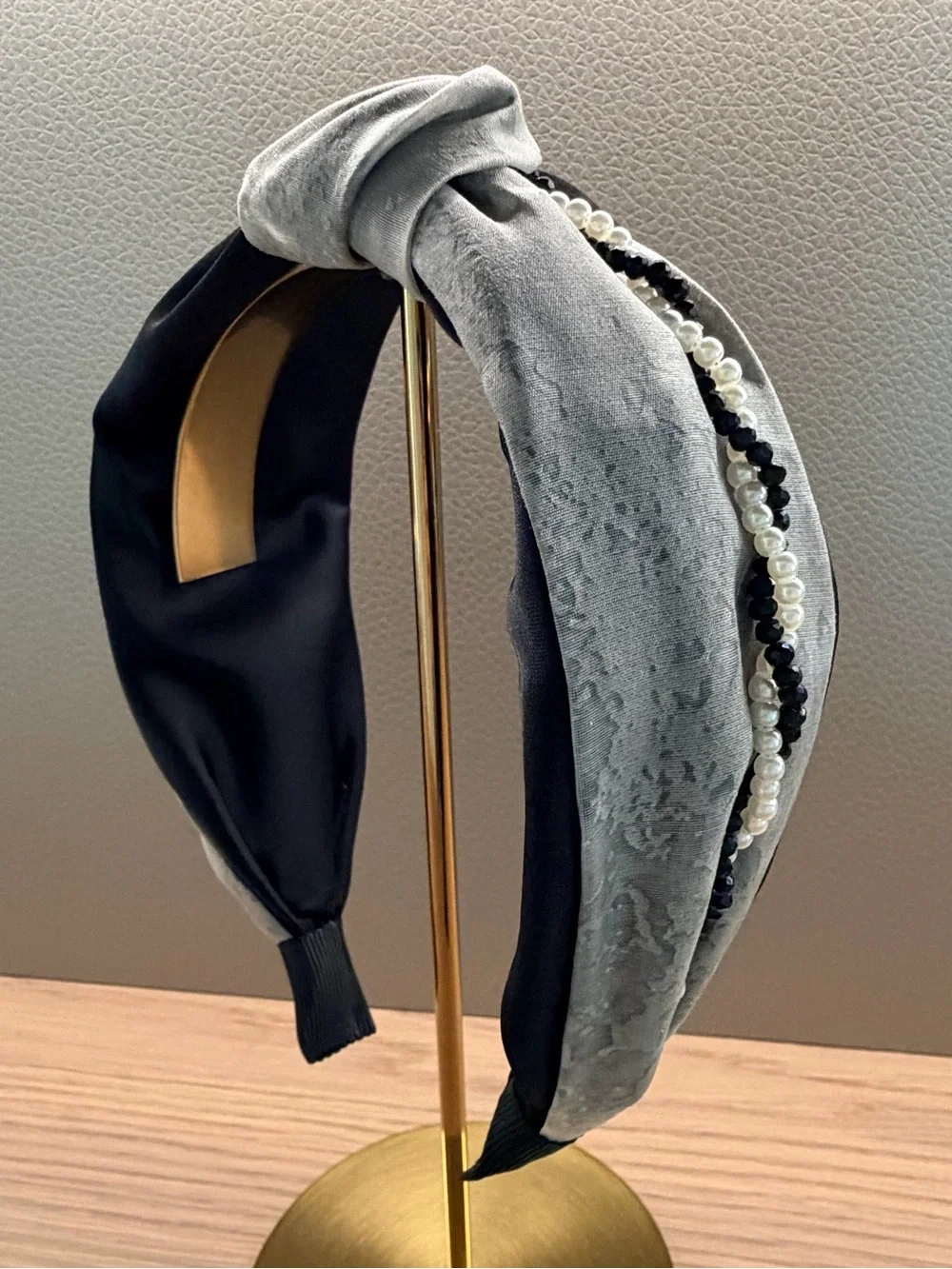 Pearl-Trim Knotted Headband in Black and Gray